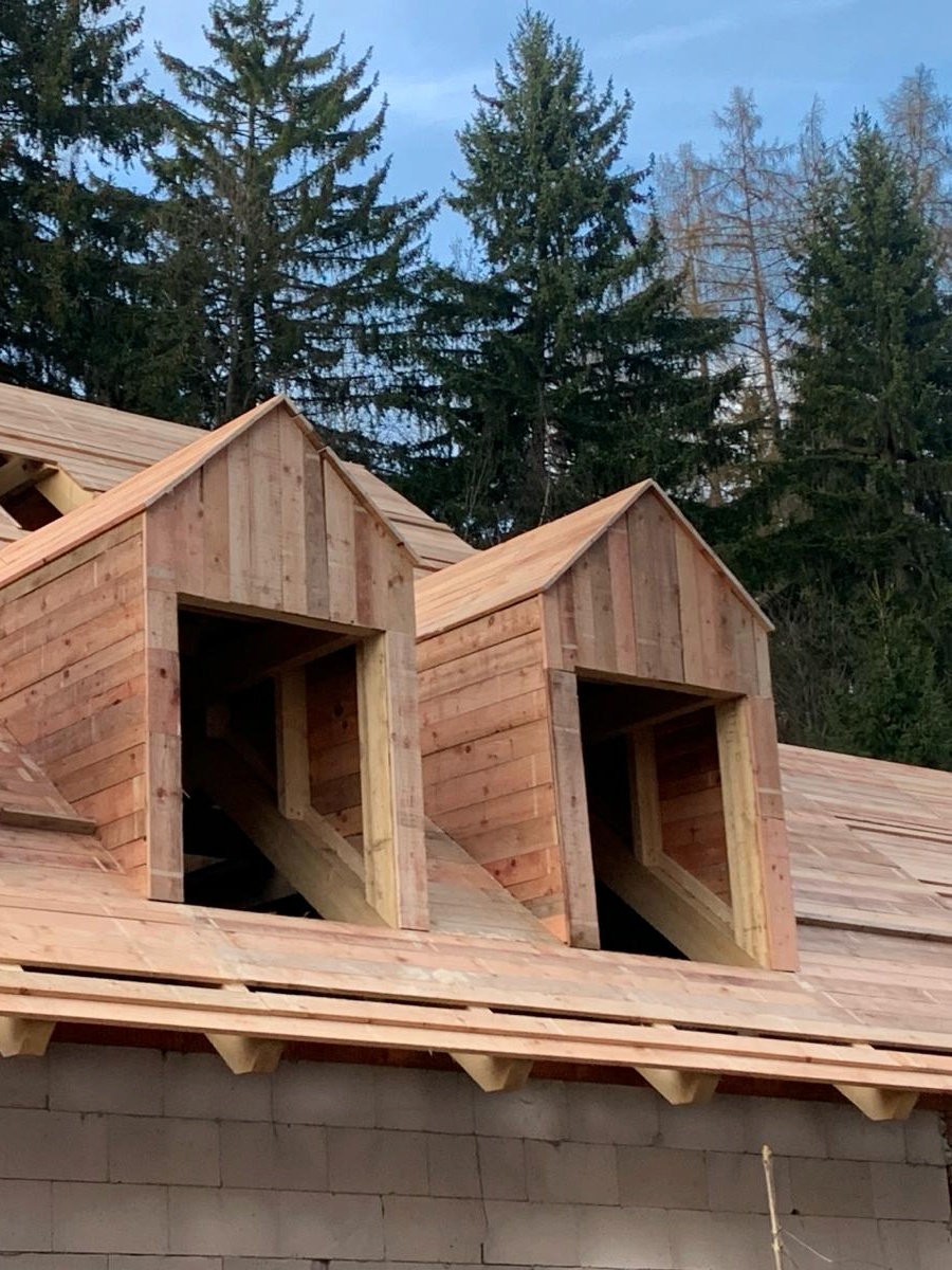 dreveny krov rekonstrukce